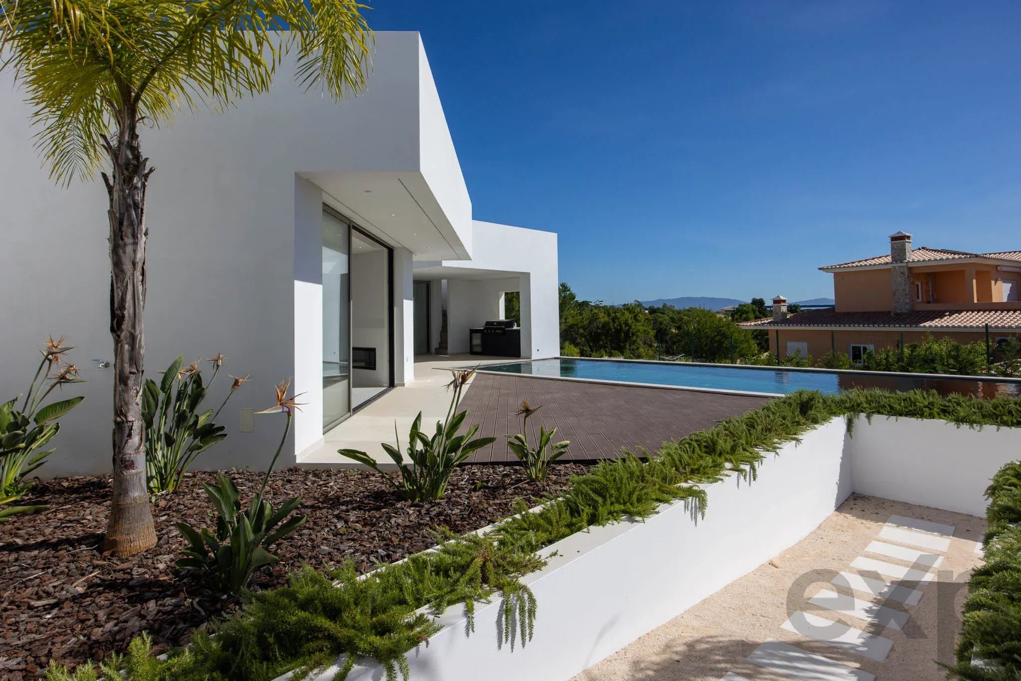 New 4-Bed Luxury Villa with Pool & Sauna, Lagos