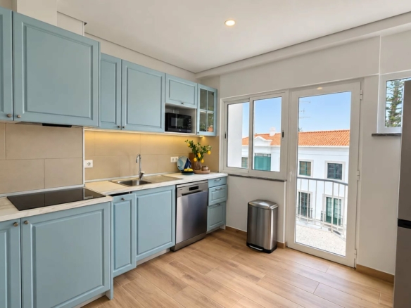 T2 gerenoveerd met suite en airconditioning in het centrum van Tavira