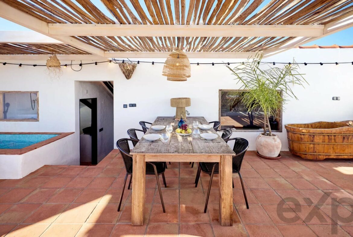 Renovated Village Townhouse with Rooftop Plunge Pool and Studio, near Silves, photo 35