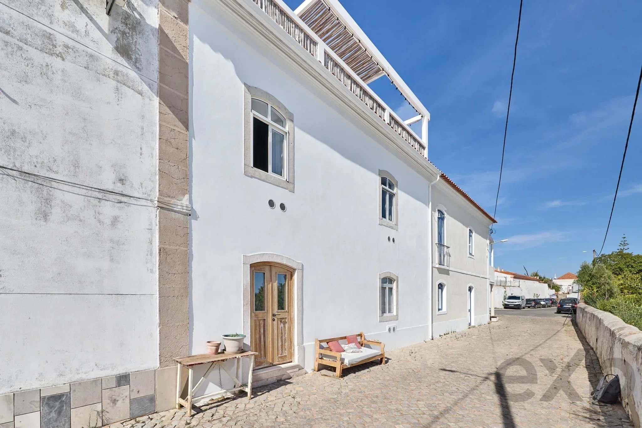 Renovated Village Townhouse with Rooftop Plunge Pool and Studio, near Silves