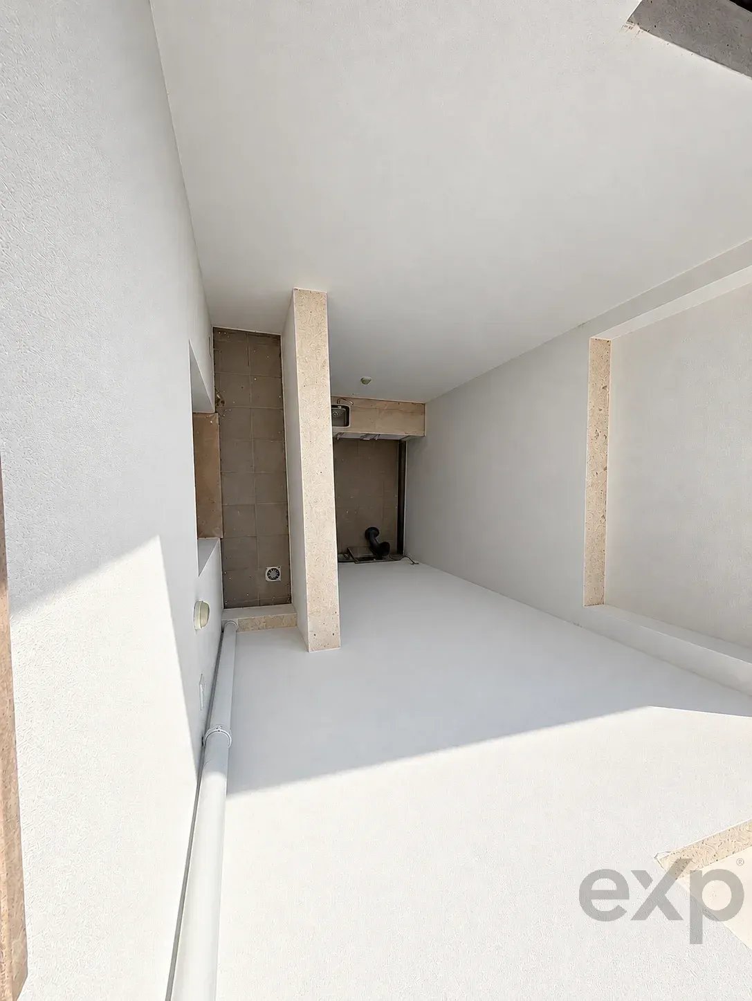 Maison jumelée T4 neuve au cœur du centre-ville d’Olhão