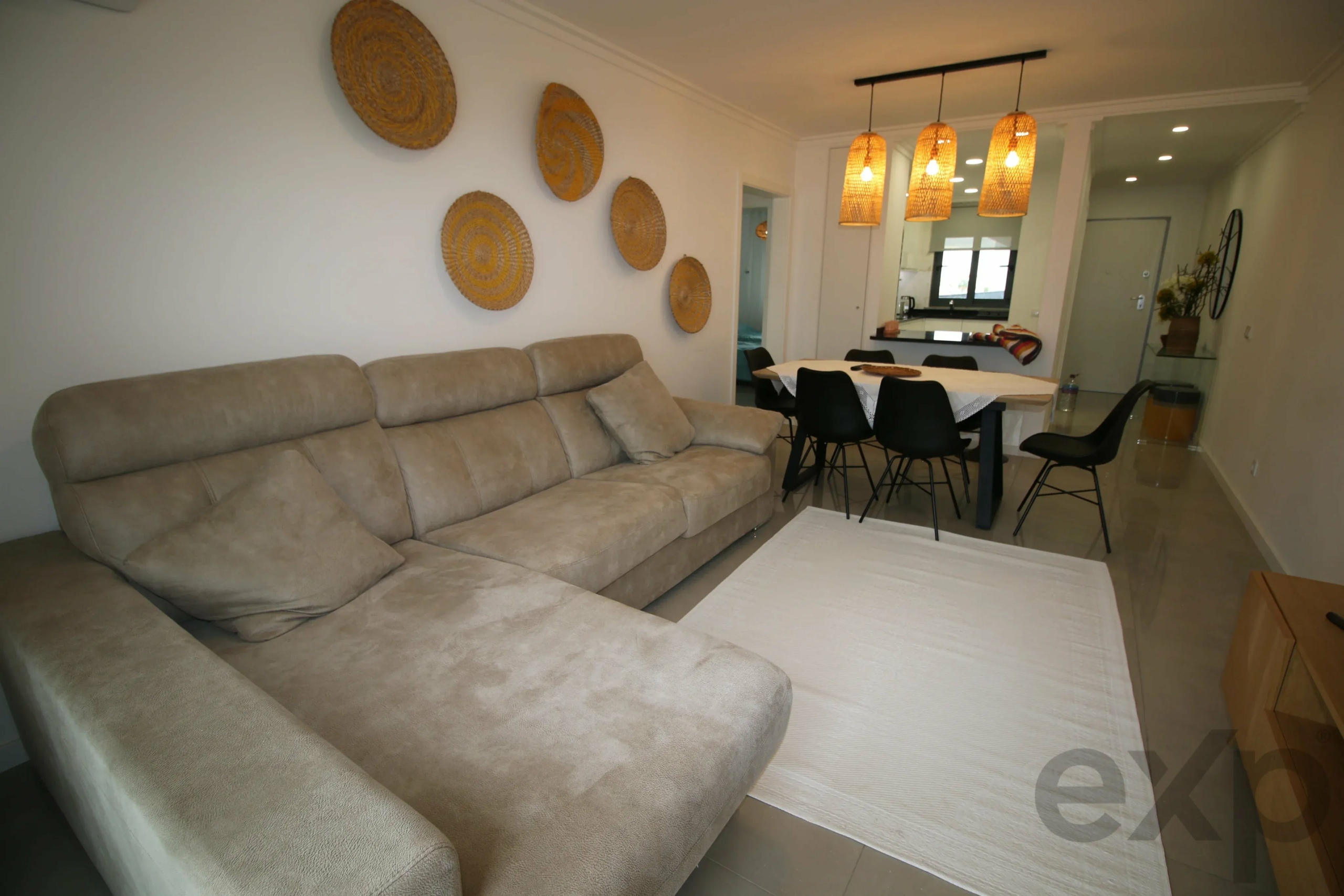 Apartamento de dois quartos para arrendar