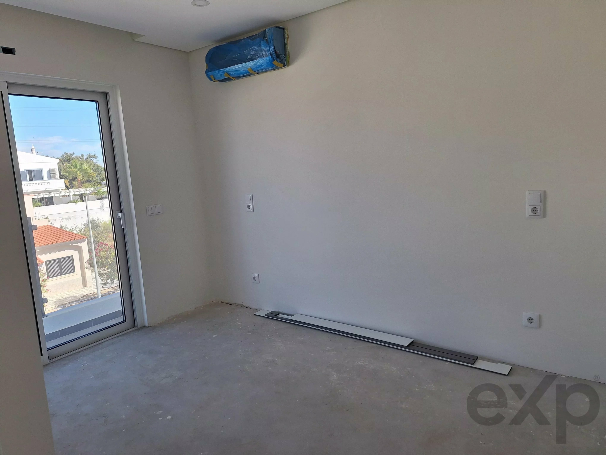 1-bedroom + 2 apartment for sale