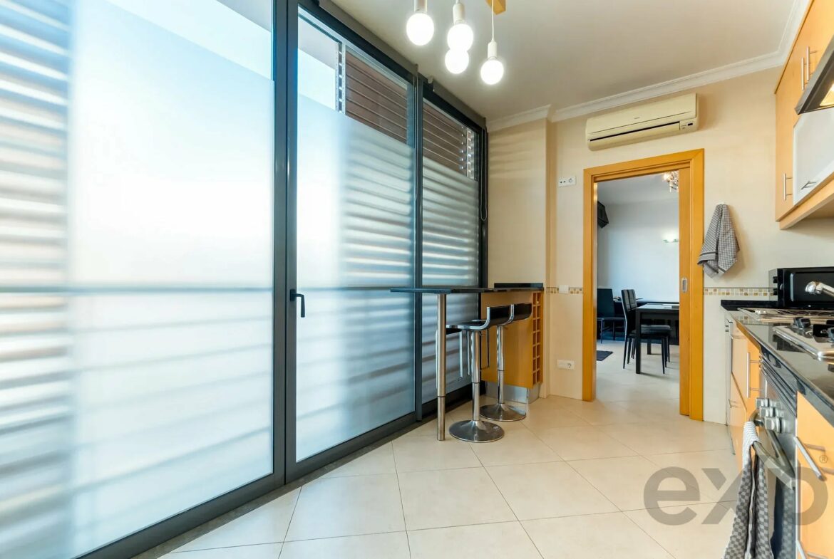 Contemporary 4-Bedroom Duplex with Terraces and Sea Views | Quinta da Foz, Tavira, photo 10