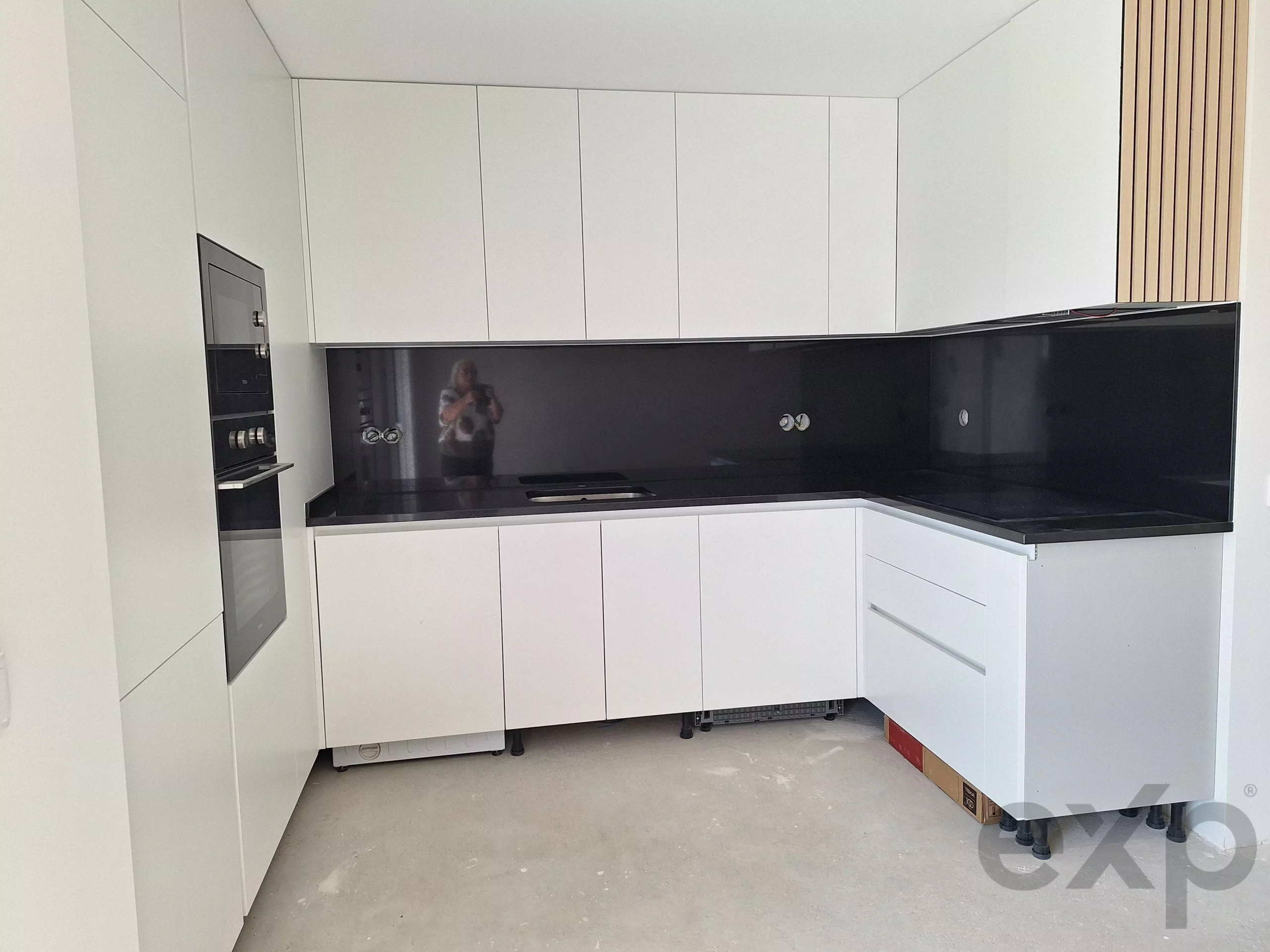 1-bedroom + 2-bedroom apartment for sale