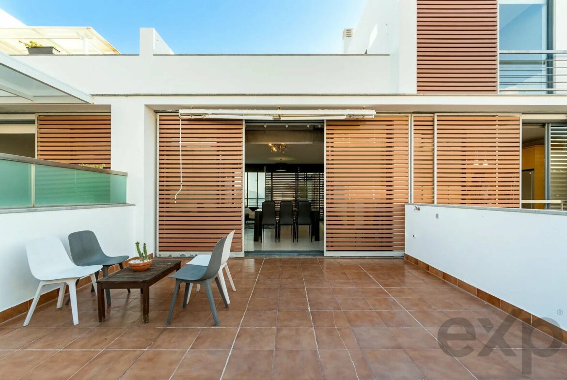Contemporary 4-Bedroom Duplex with Terraces and Sea Views | Quinta da Foz, Tavira, photo 6