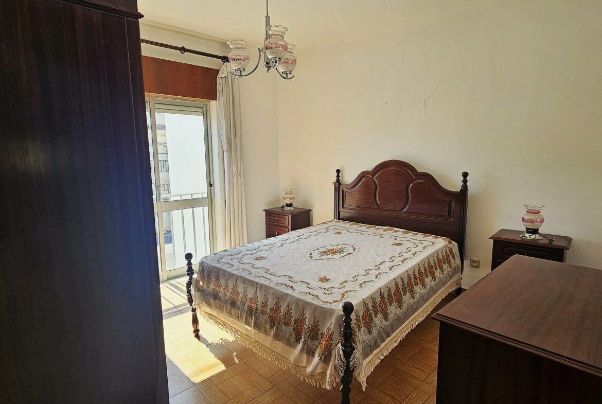 Two-Family House in Ferragudo - Charm, Space and Potential, photo 43