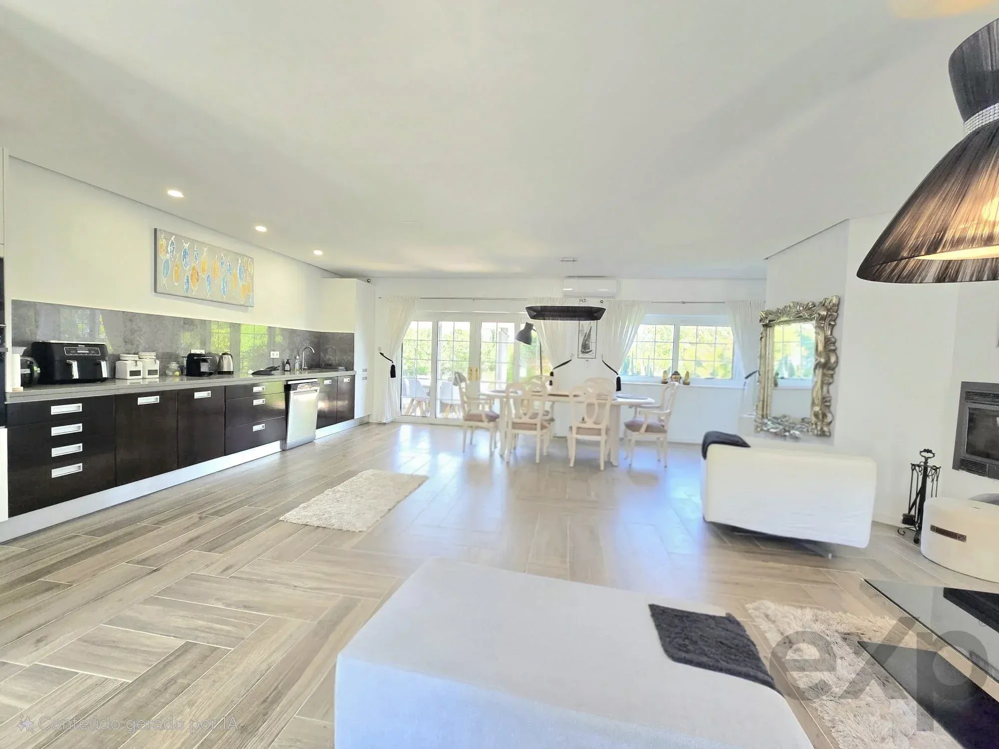 Three-bedroom villa with two-bedroom annexe, pool and countryside views in Carvoeiro