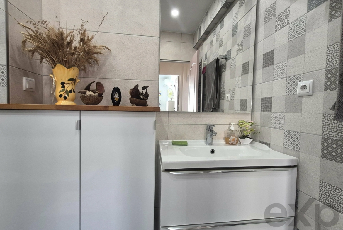 Fully renovated and furnished one-bedroom apartment in Alvor, photo 20