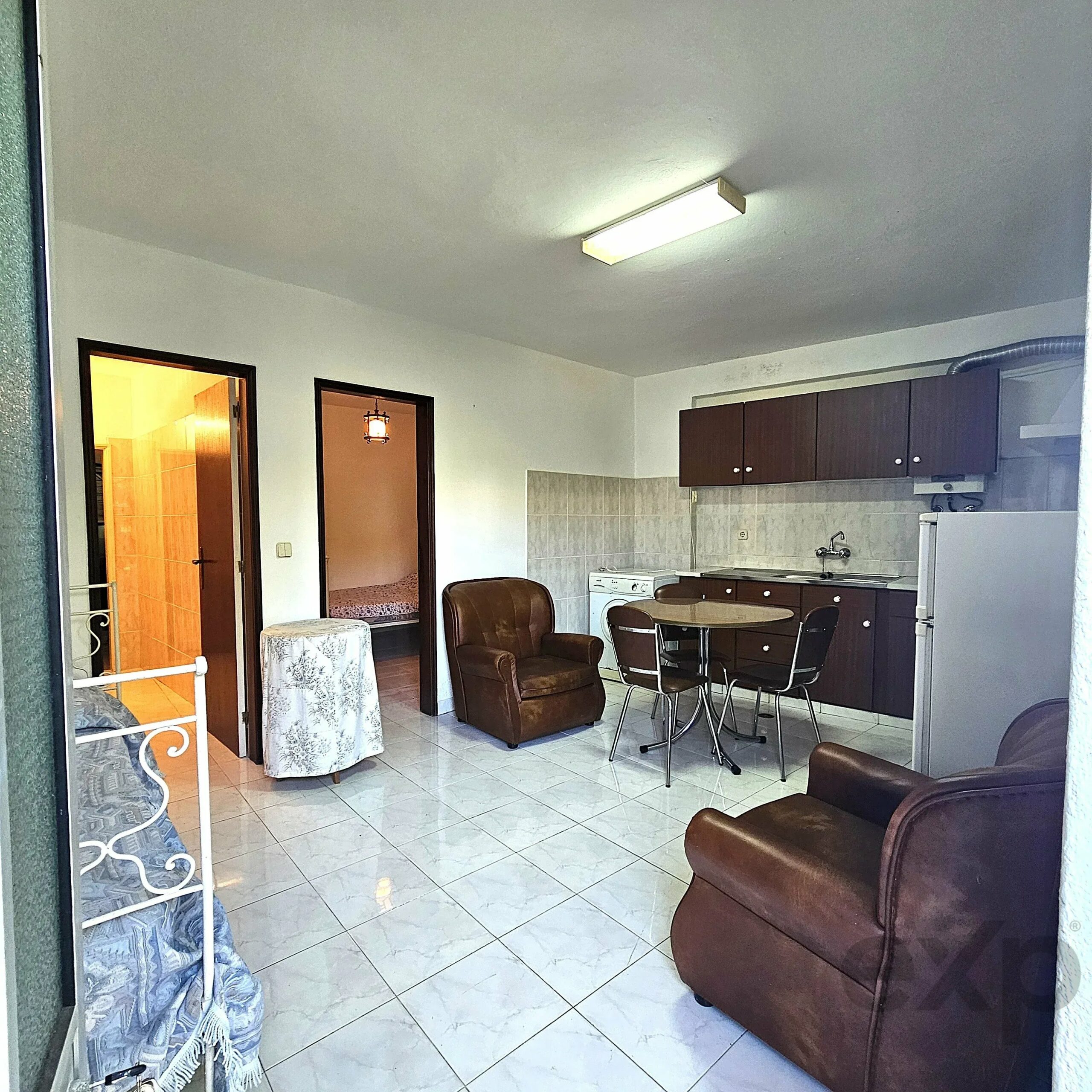 Two-Family House in Ferragudo - Charm, Space and Potential