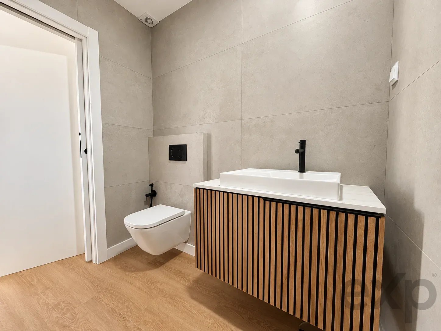 Maison jumelée T4 neuve au cœur du centre-ville d’Olhão