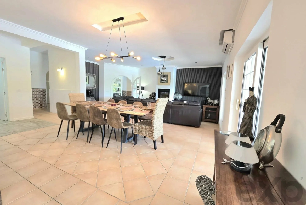 Three-bedroom villa with two-bedroom annexe, pool and countryside views in Carvoeiro, photo 36