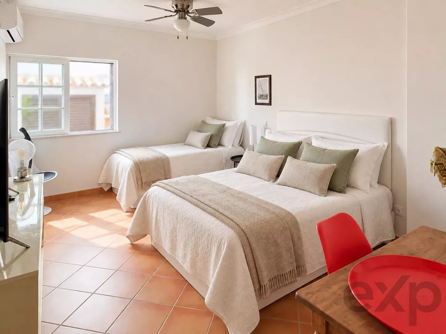 4-Bedroom Villa - Charm and Terraces with Views over the Ria Formosa