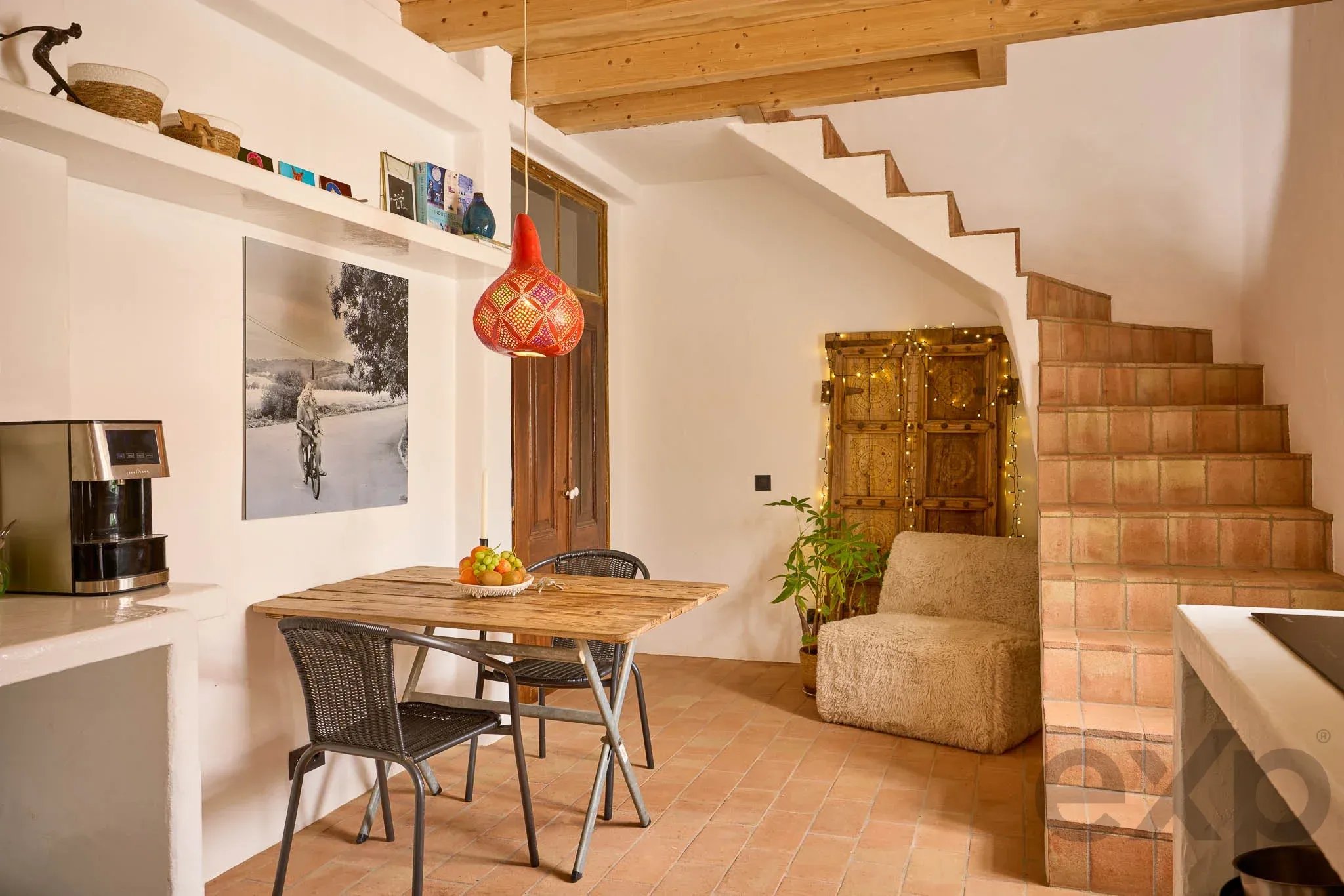 Renovated Village Townhouse with Rooftop Plunge Pool and Studio, near Silves