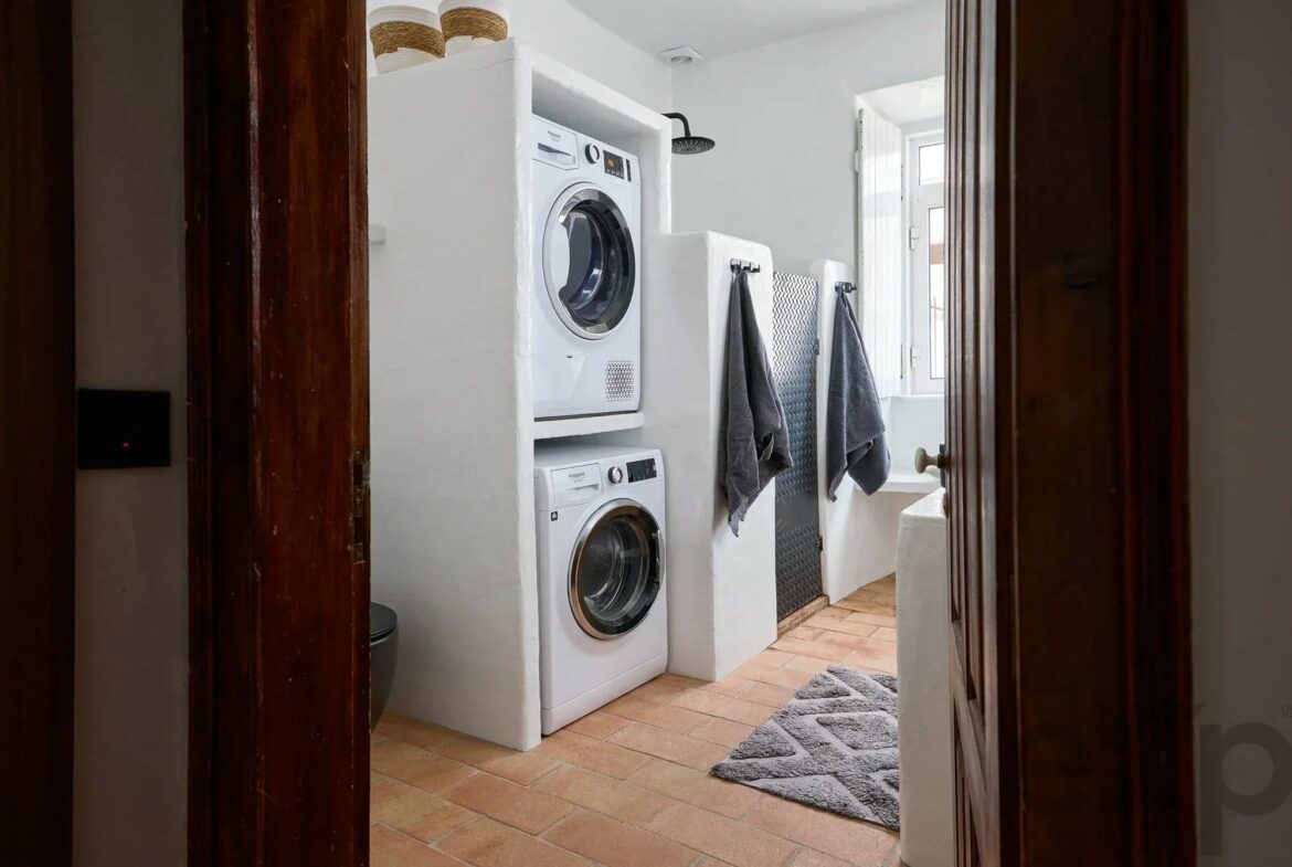 Renovated Village Townhouse with Rooftop Plunge Pool and Studio, near Silves, photo 11