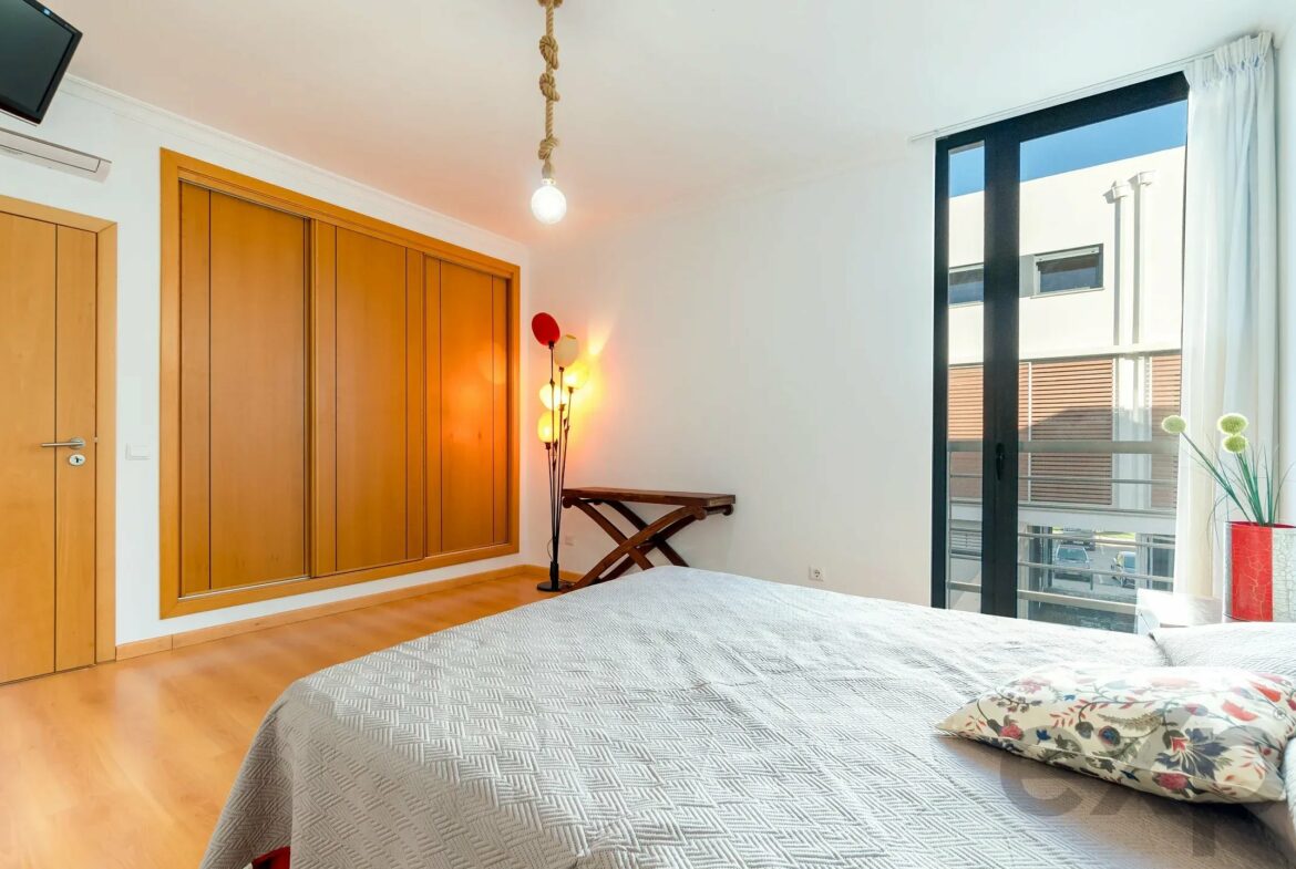 Contemporary 4-Bedroom Duplex with Terraces and Sea Views | Quinta da Foz, Tavira, photo 17