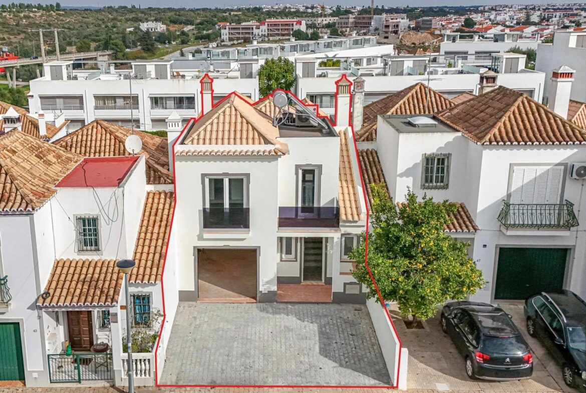 Modern 3-Bedroom Twin Villa in Tavira, photo 3