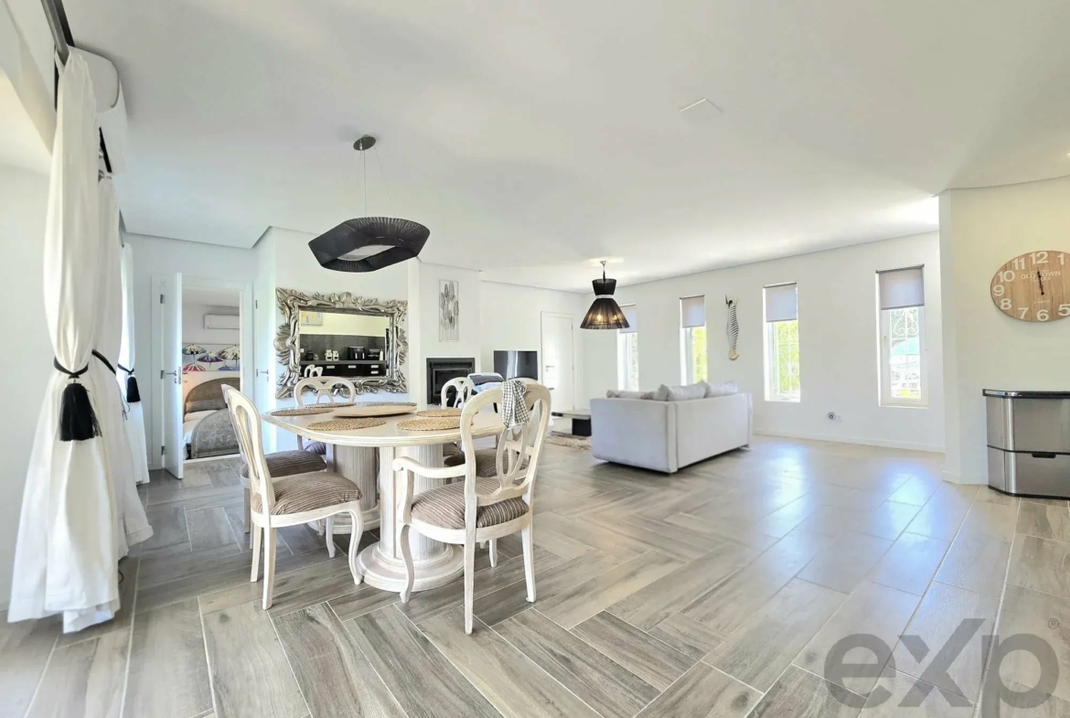 Three-bedroom villa with two-bedroom annexe, pool and countryside views in Carvoeiro, photo 62