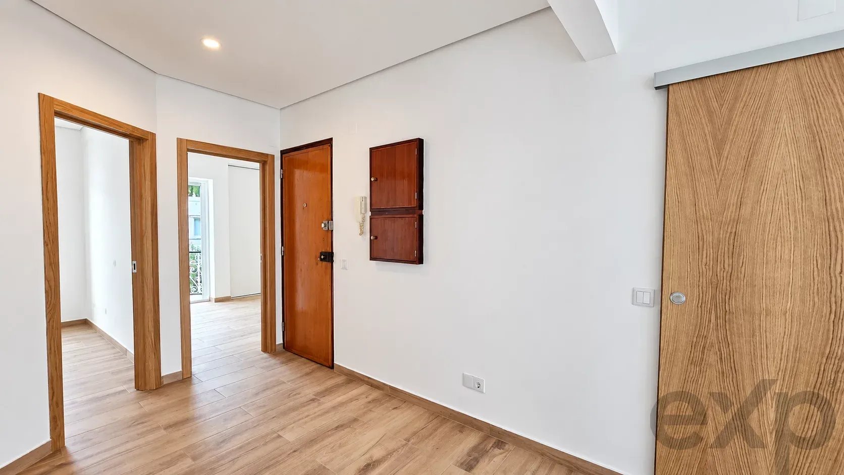 T2 renovated with suite and air conditioning in the center of Tavira