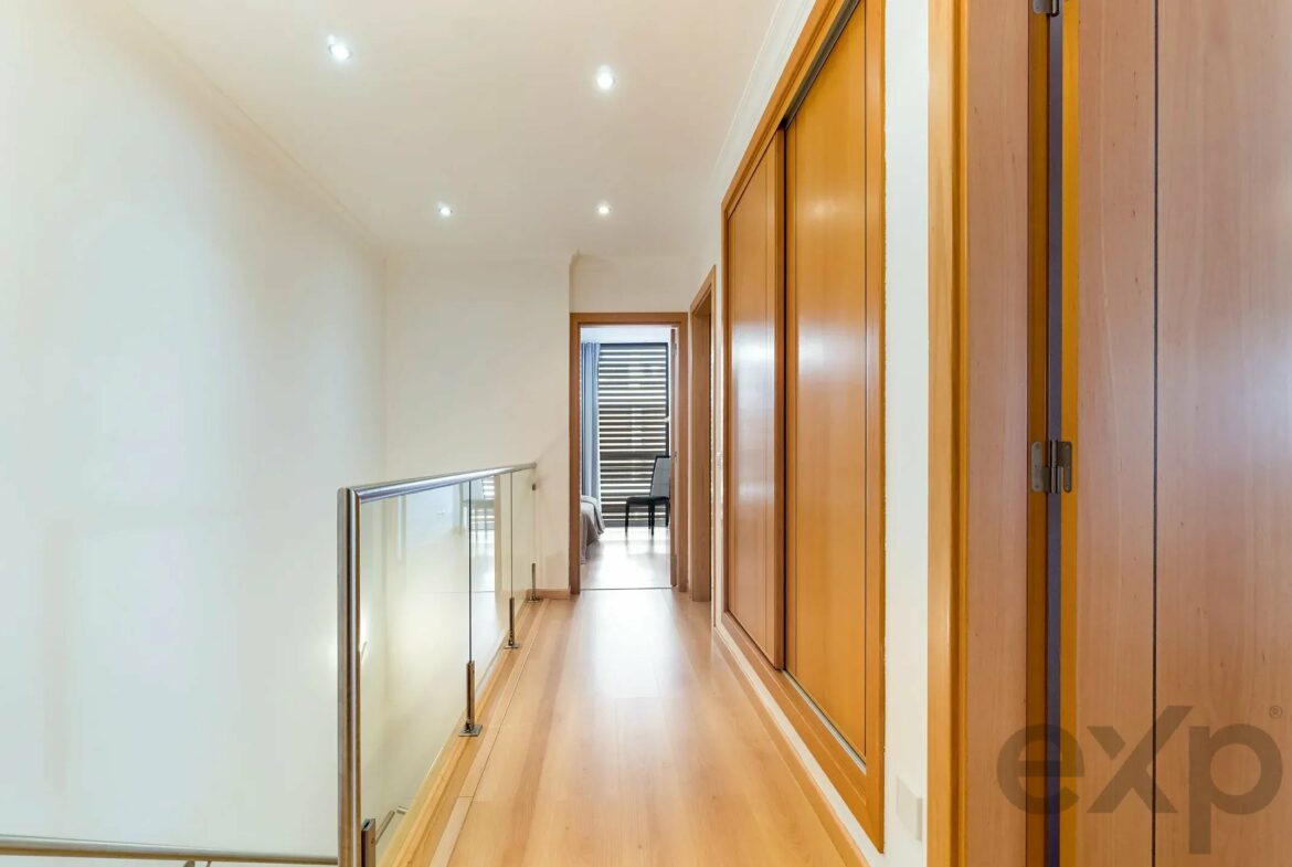Contemporary 4-Bedroom Duplex with Terraces and Sea Views | Quinta da Foz, Tavira, photo 19