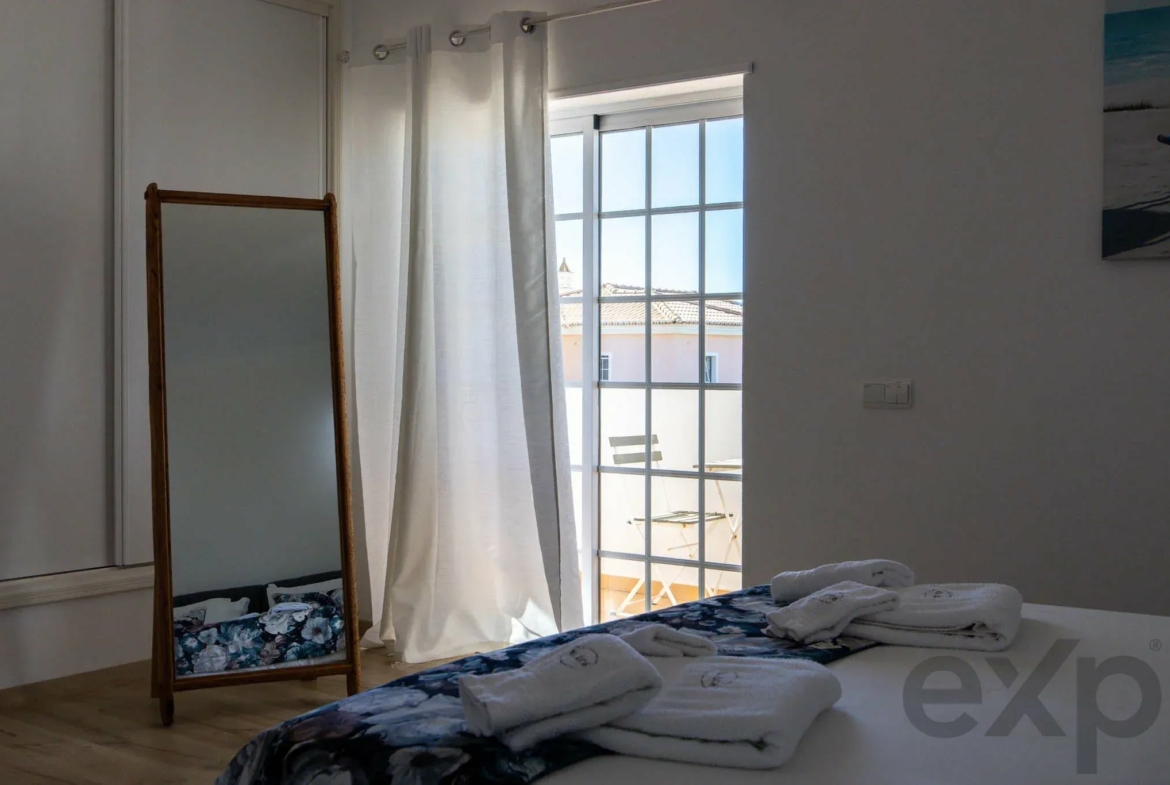 Refurbished T4 Villa, Pool and Guest Flat, Lagos, photo 19