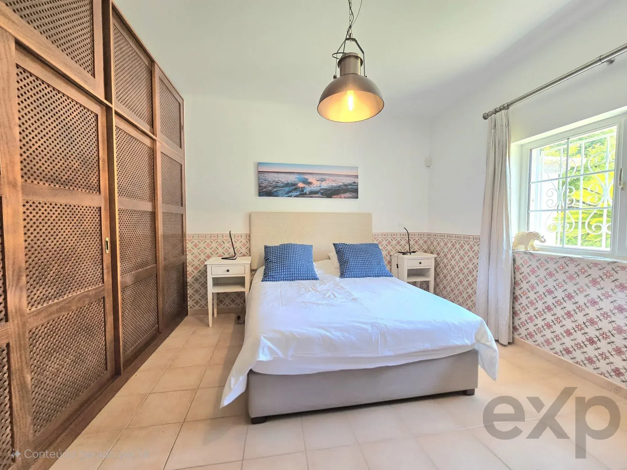 Three-bedroom villa with two-bedroom annexe, pool and countryside views in Carvoeiro