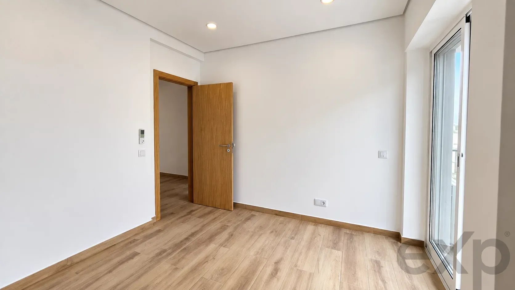 T2 renovated with suite and air conditioning in the center of Tavira