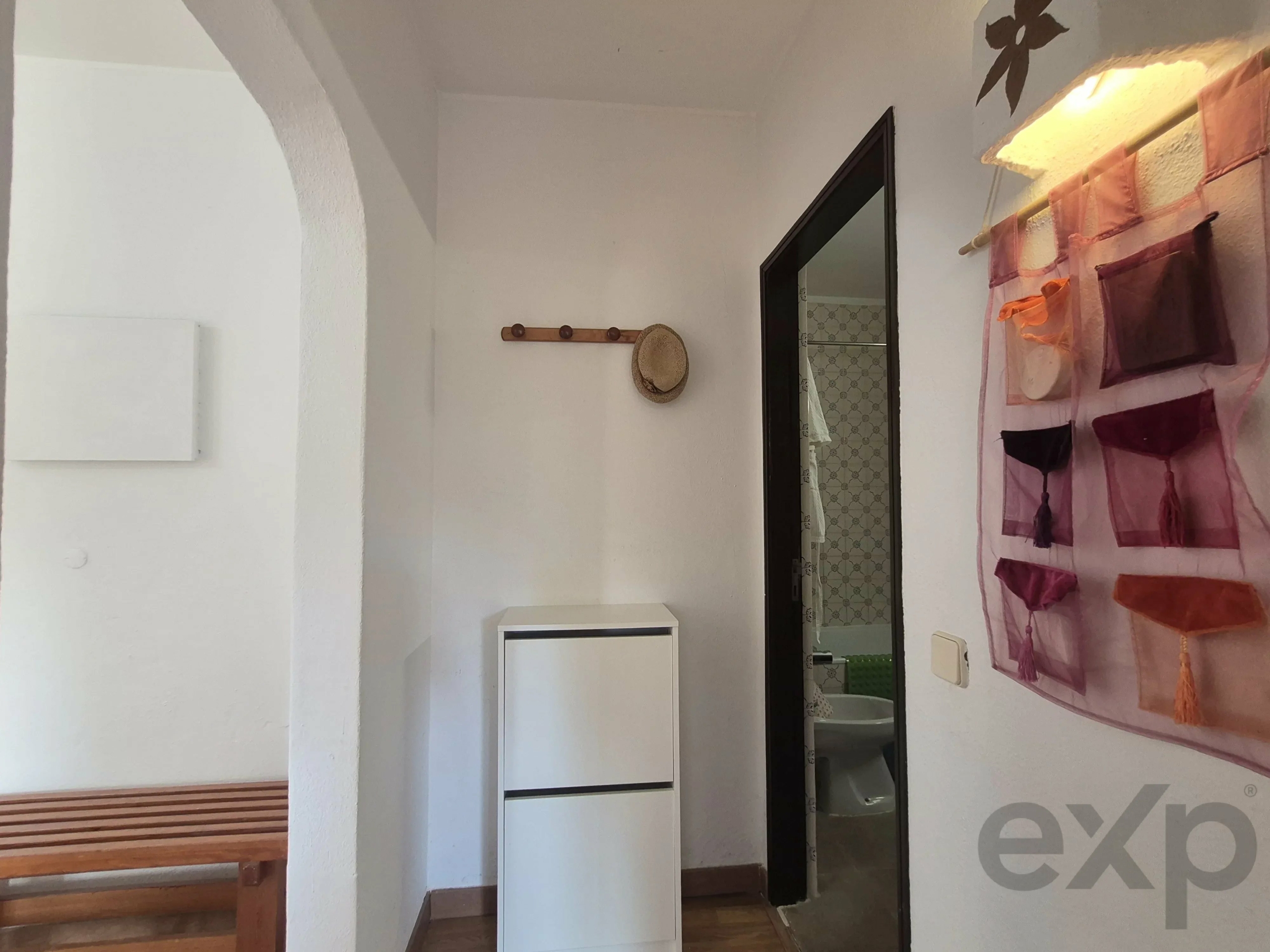 Bright south-facing one-bedroom apartment with balcony - Alvor