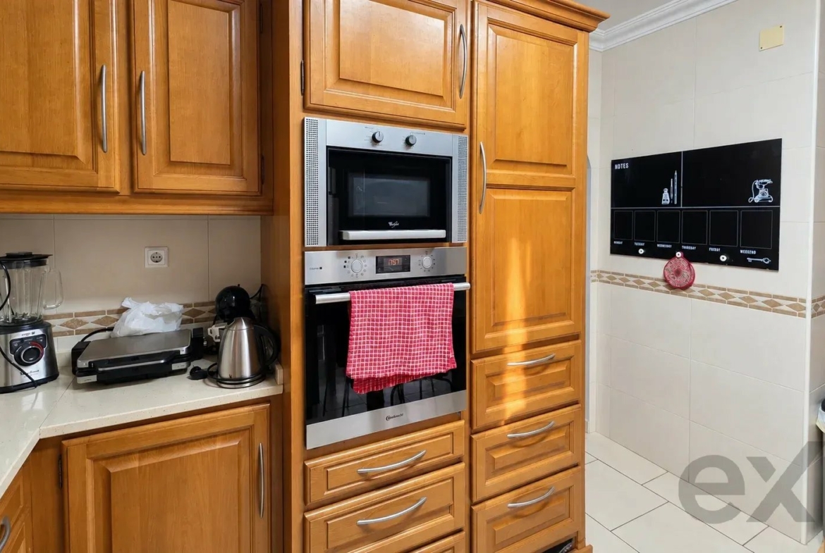 Bright three-bedroom apartment with two bathrooms in a central location, photo 5