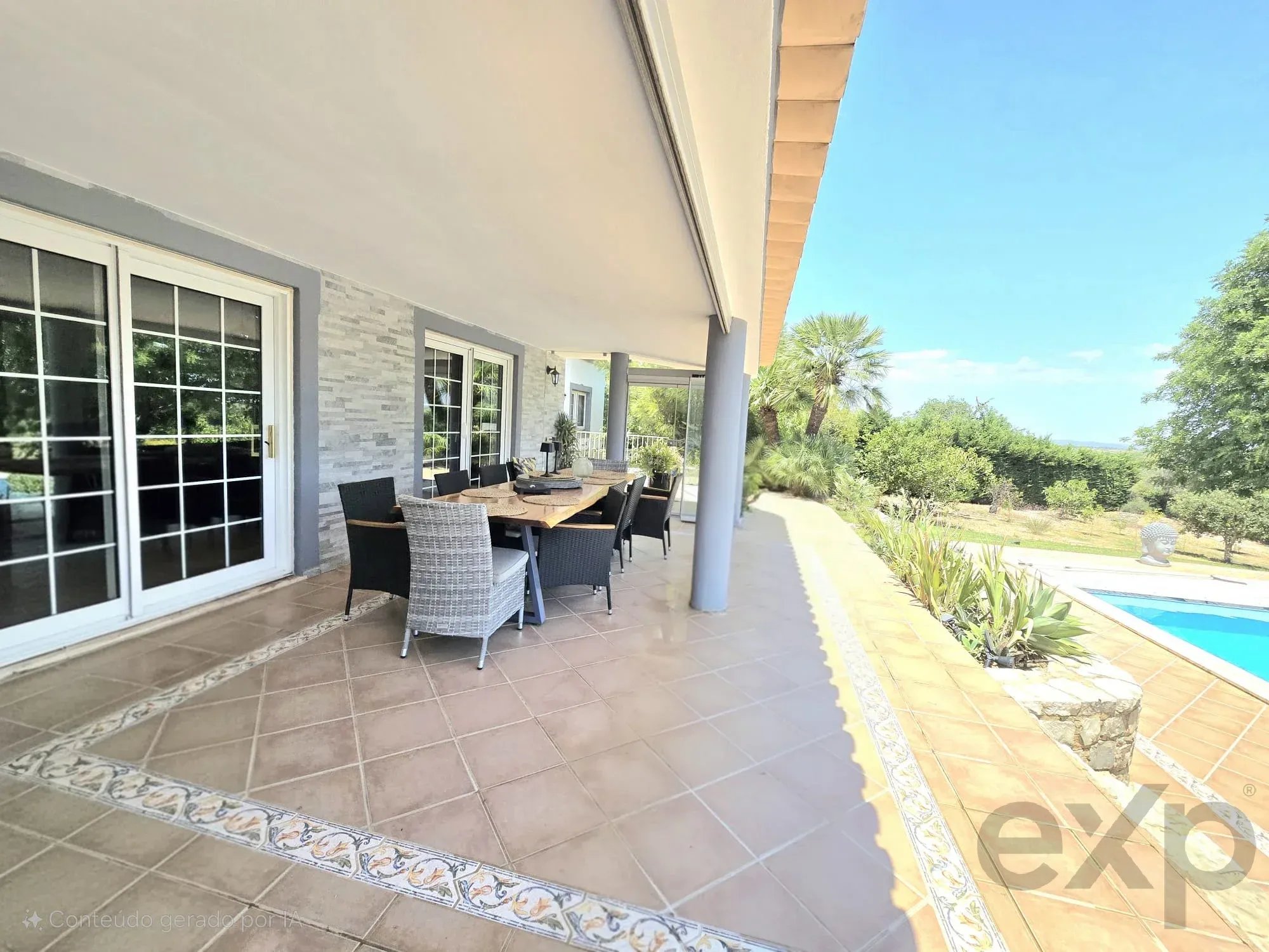 Three-bedroom villa with two-bedroom annexe, pool and countryside views in Carvoeiro