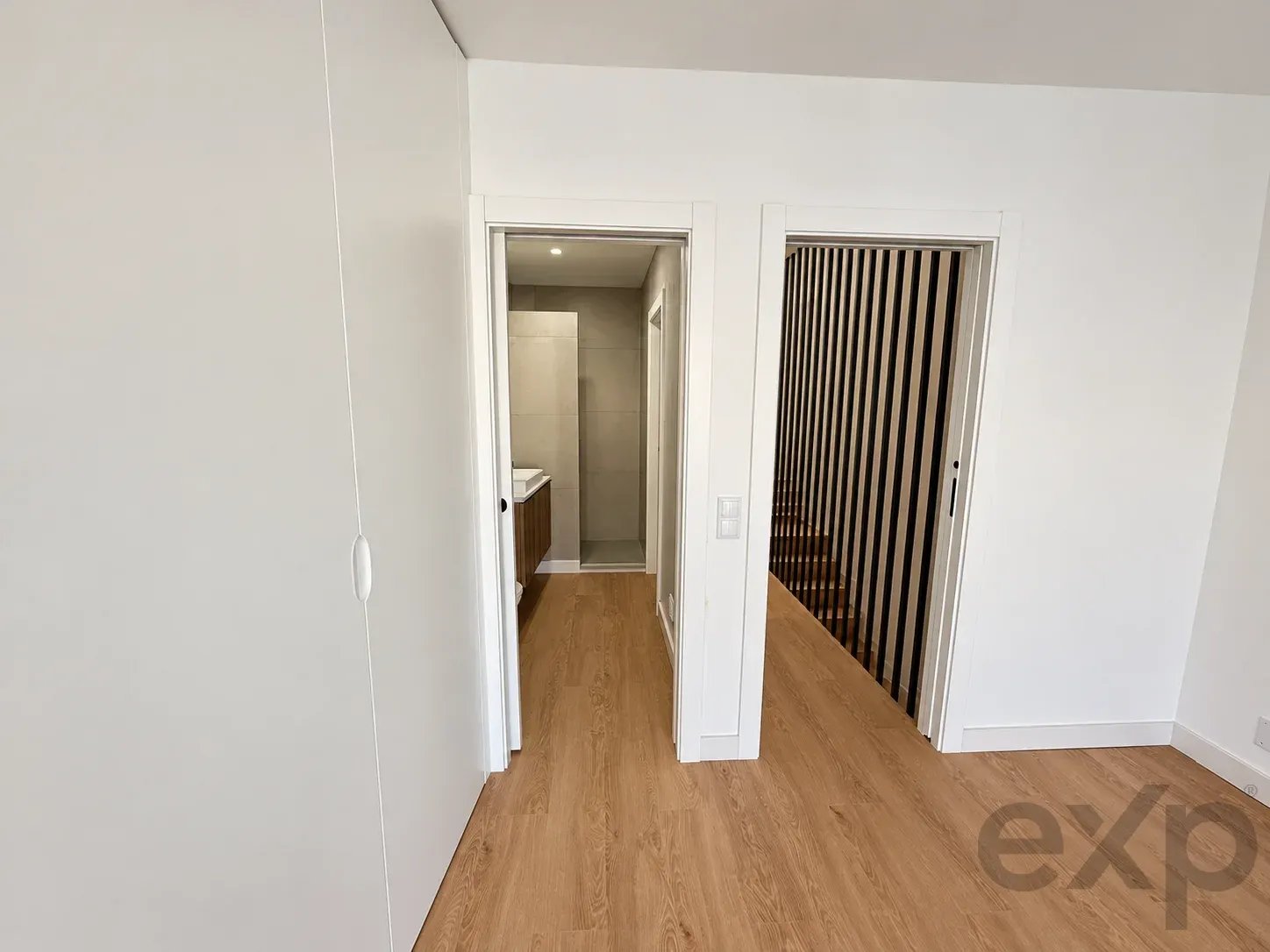 Maison jumelée T4 neuve au cœur du centre-ville d’Olhão