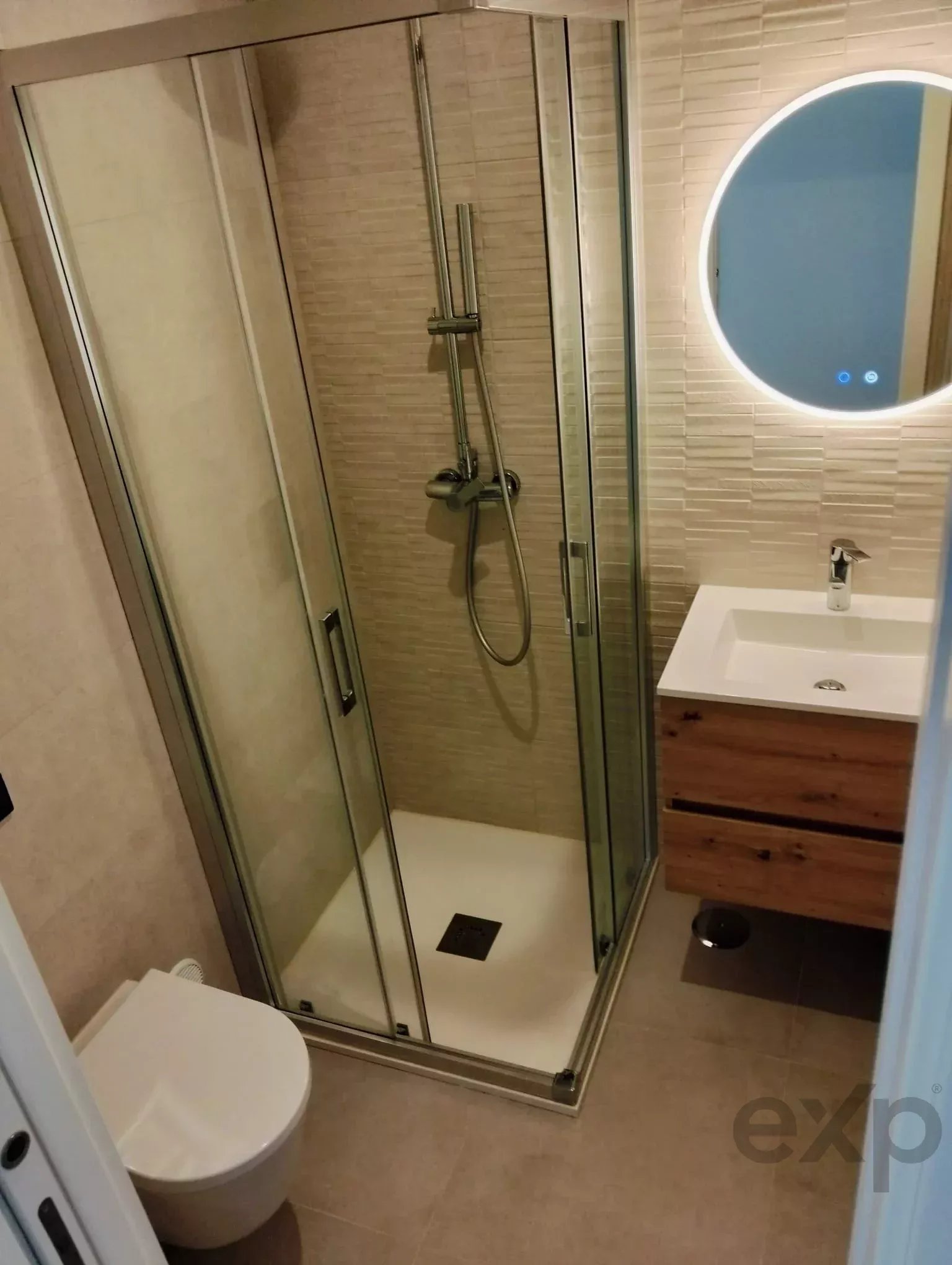 Semi-New 2-Bedroom Apartment in São Brás de Alportel - Faro - Algarve