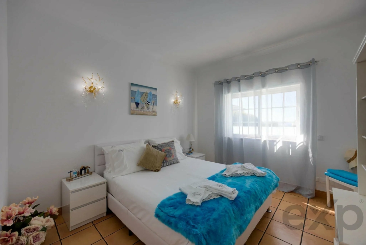 Refurbished T4 Villa, Pool and Guest Flat, Lagos, photo 11