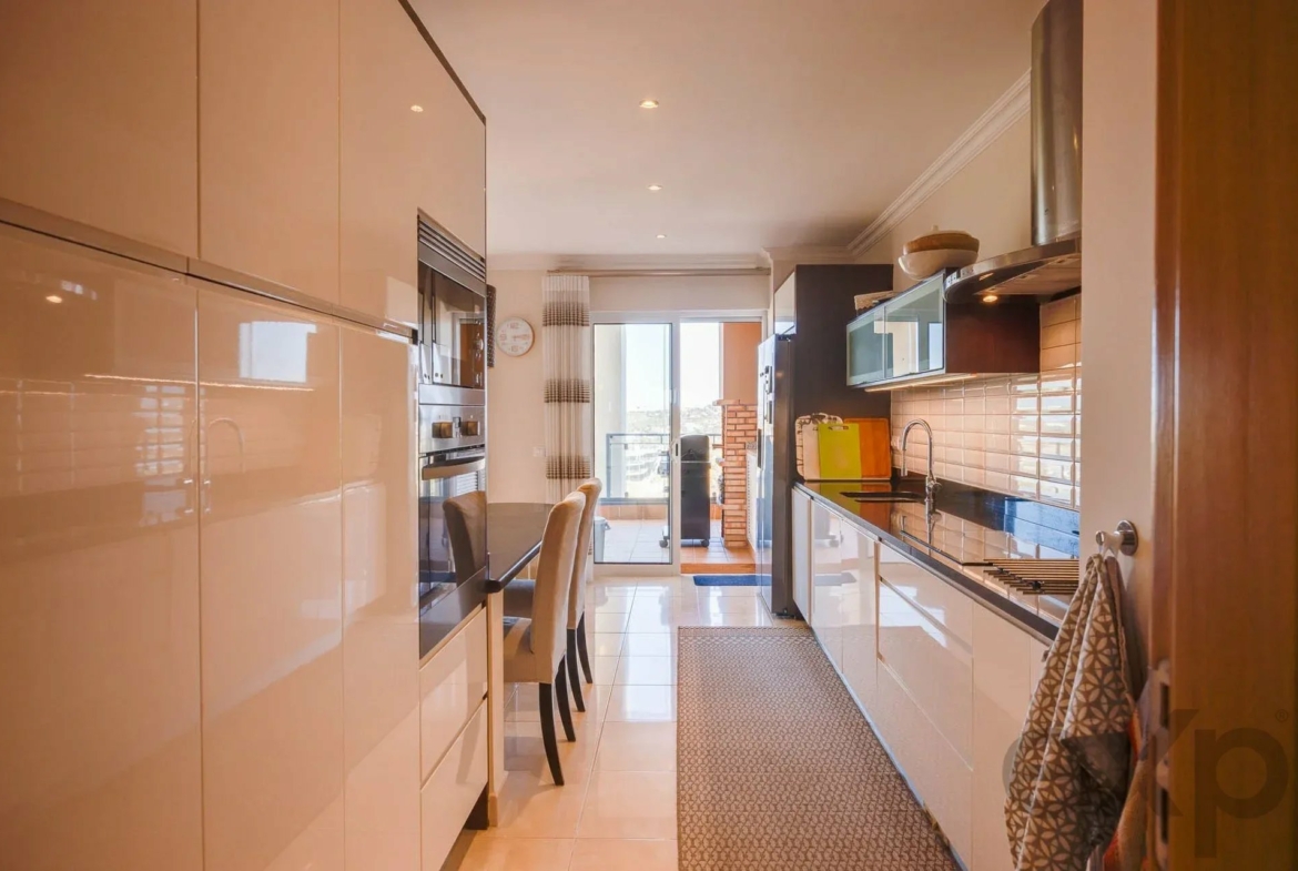 2-Bed with Private Rooftop & Indoor Pool, Lagos, photo 12