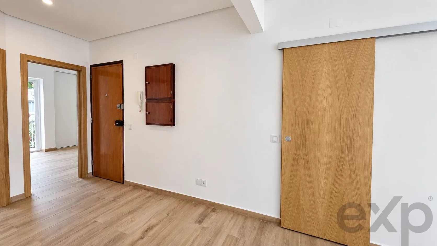 T2 renovated with suite and air conditioning in the center of Tavira