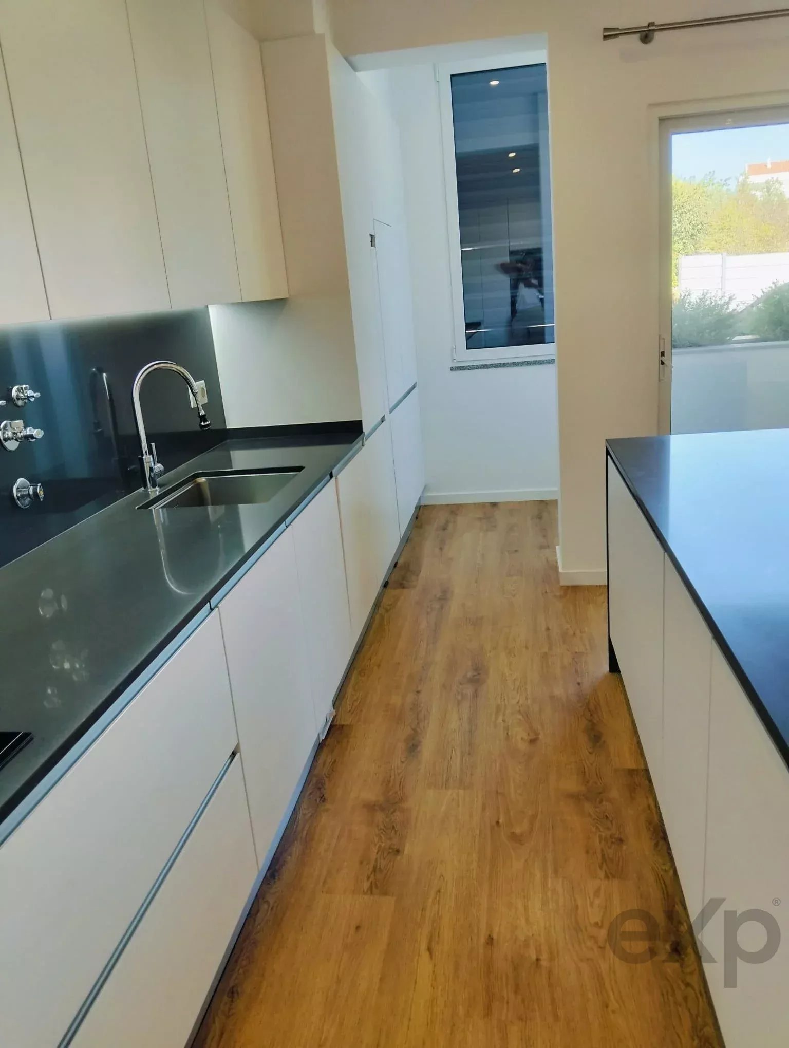 Semi-New 2-Bedroom Apartment in São Brás de Alportel - Faro - Algarve