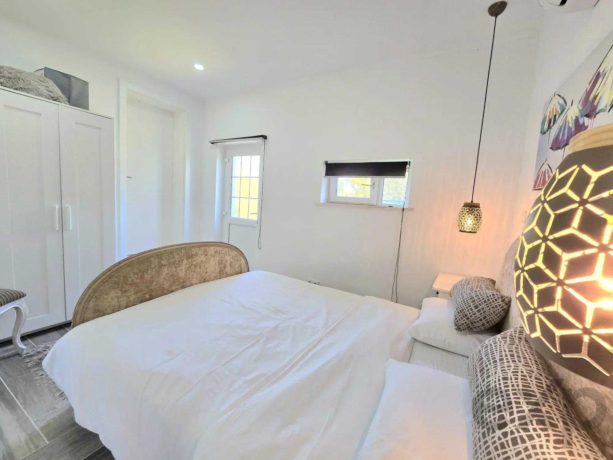 Three-bedroom villa with two-bedroom annexe, pool and countryside views in Carvoeiro