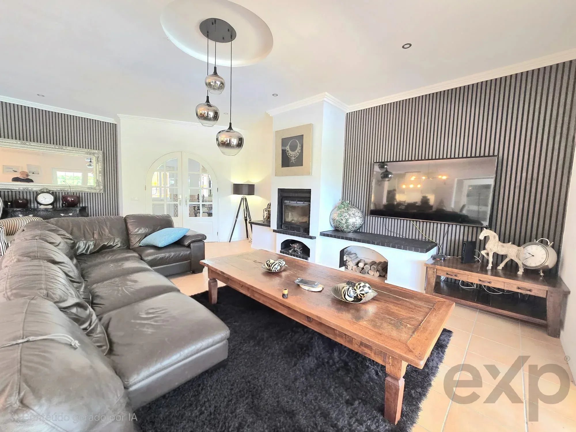Three-bedroom villa with two-bedroom annexe, pool and countryside views in Carvoeiro