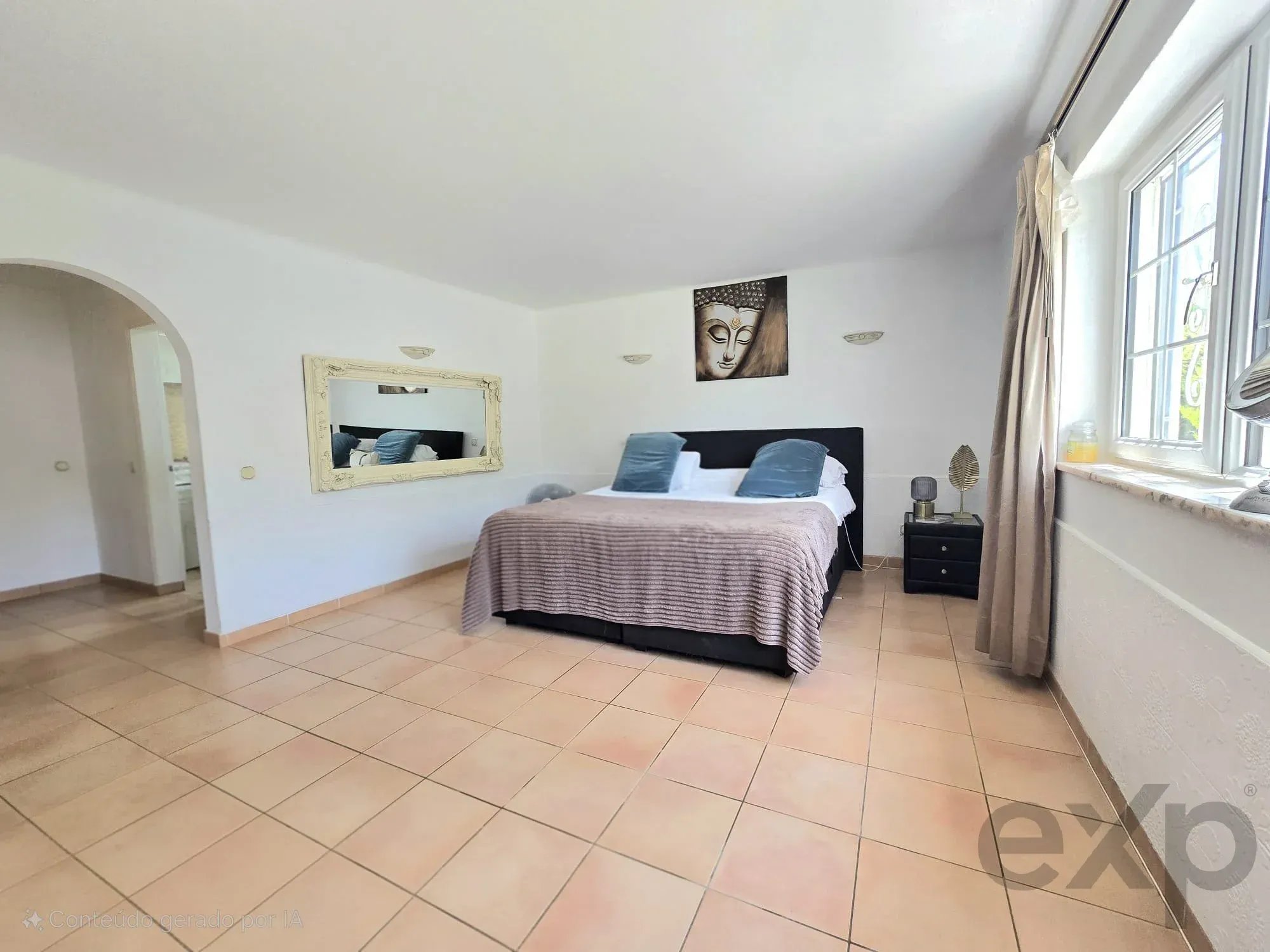 Three-bedroom villa with two-bedroom annexe, pool and countryside views in Carvoeiro