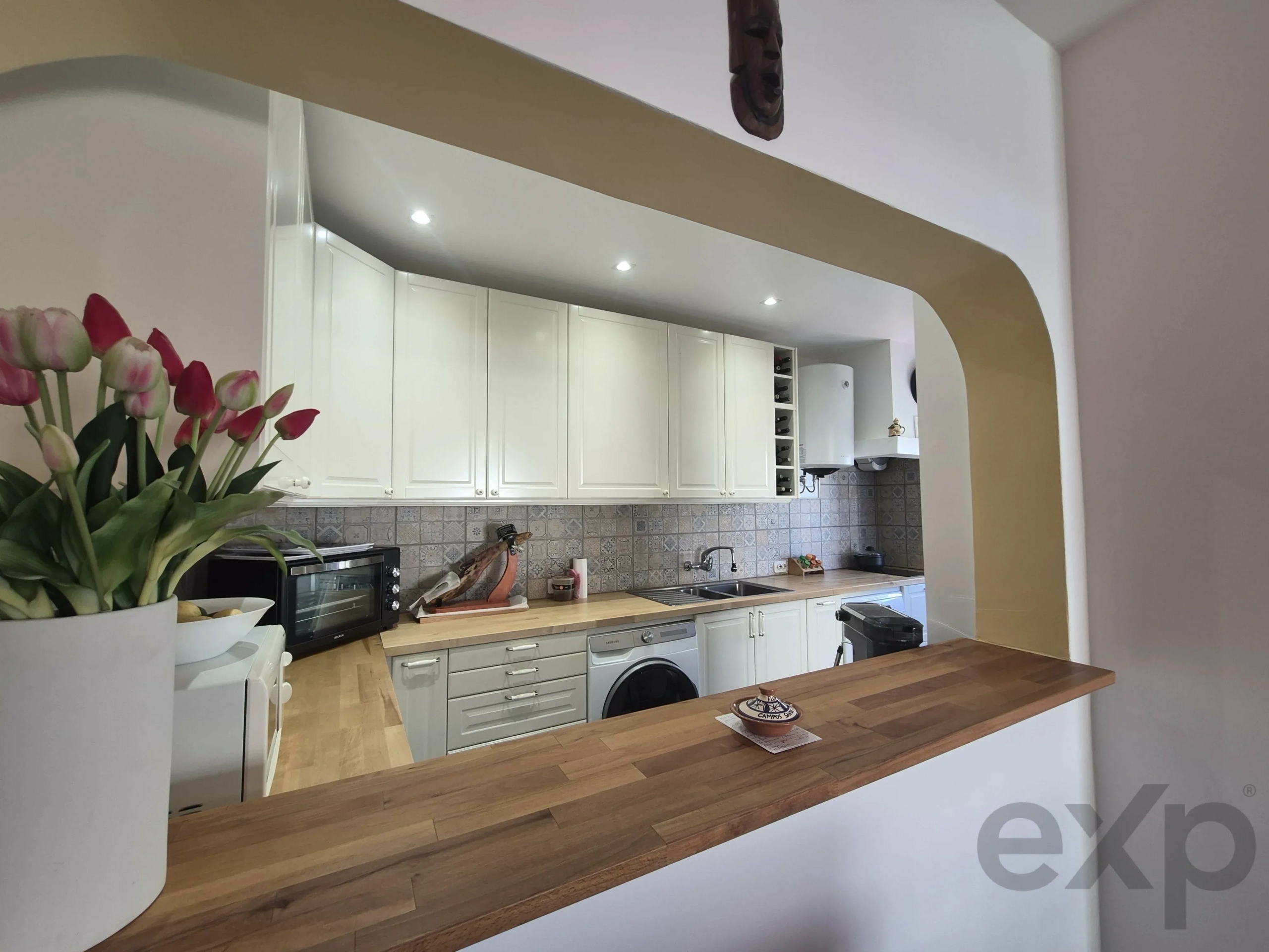 Fully renovated and furnished one-bedroom apartment in Alvor