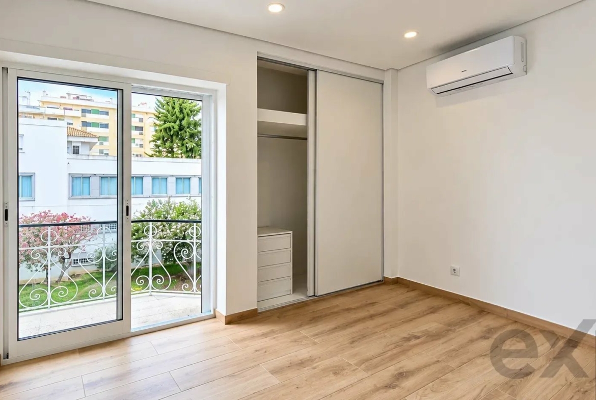 T2 renovated with suite and air conditioning in the center of Tavira, photo 9