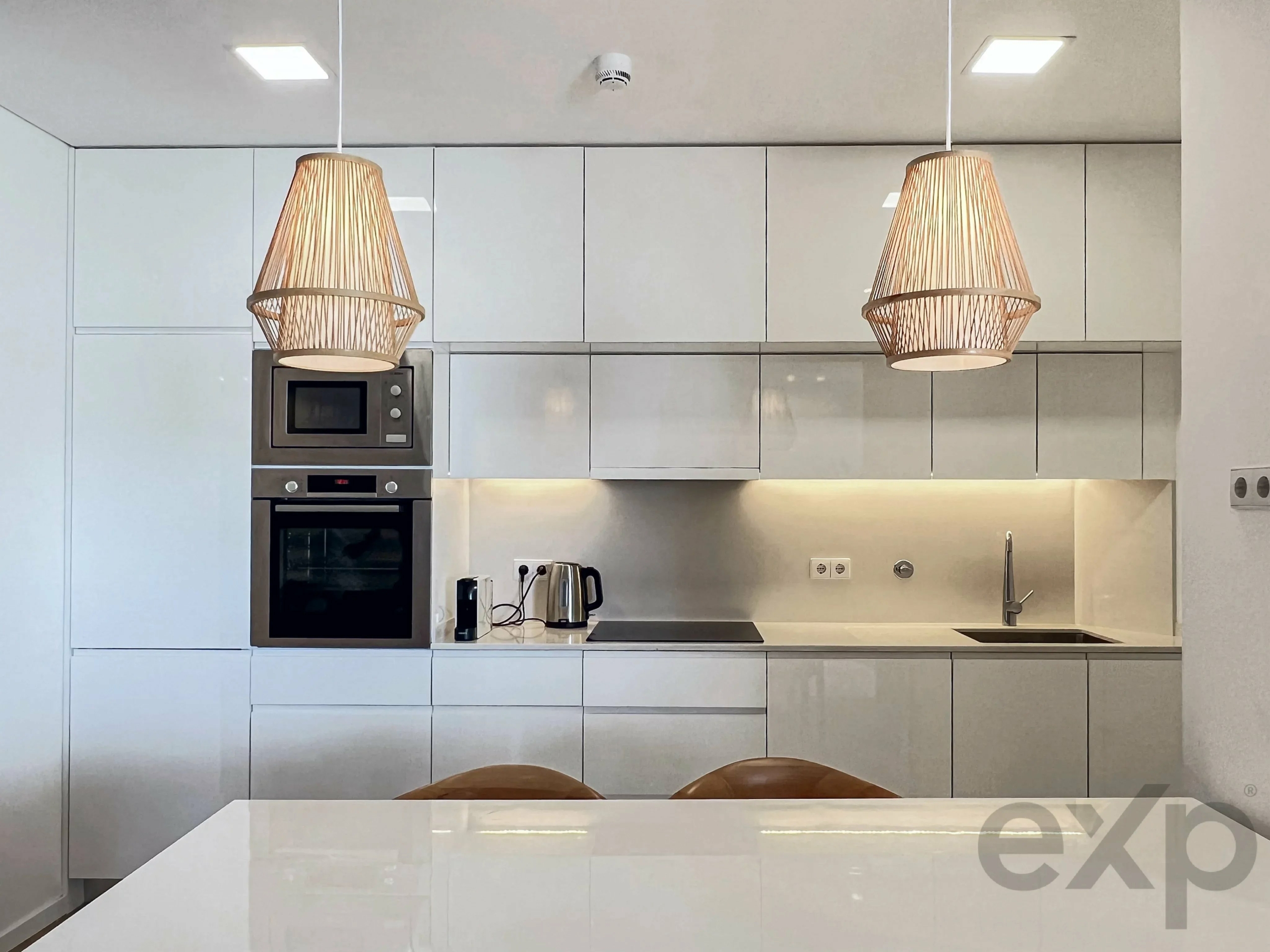 A Prime Location Sea View Property in the Heart of Olhão