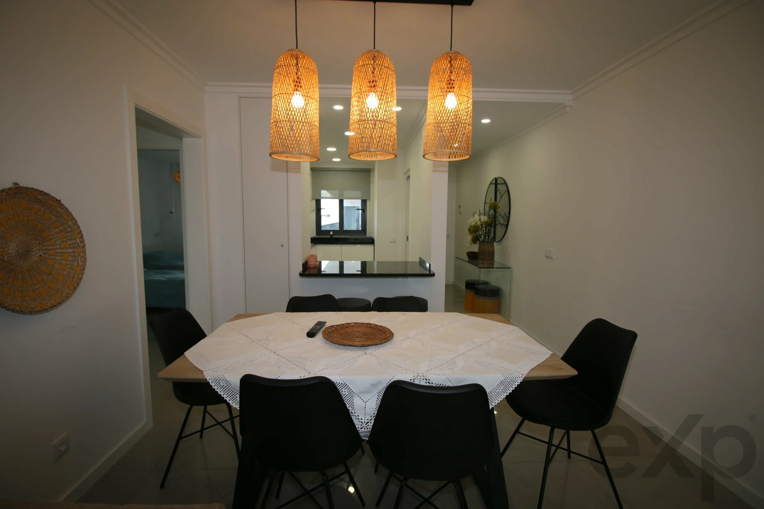 Apartamento de dois quartos para arrendar