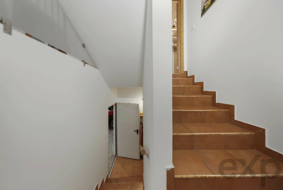 Elegant 3-bedroom semi-detached house with terraces. double garage and swimming pool - 300m from the new golf course and 1 km from the beaches of Ferragudo., photo 52