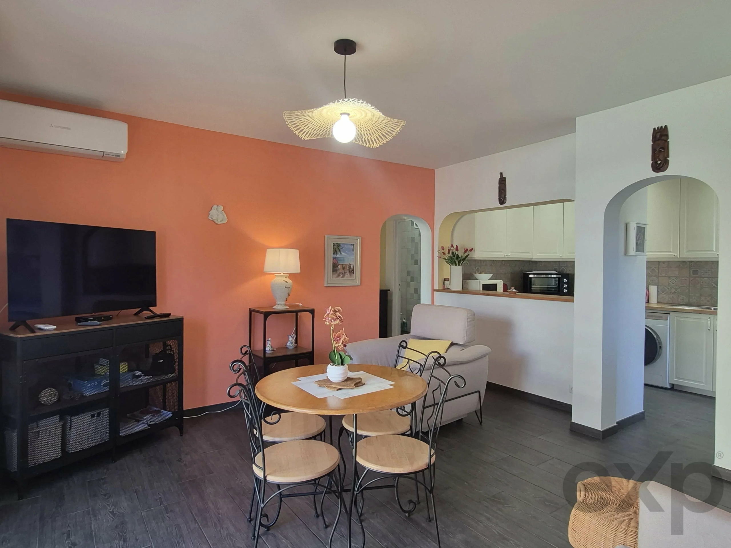 Fully renovated and furnished one-bedroom apartment in Alvor