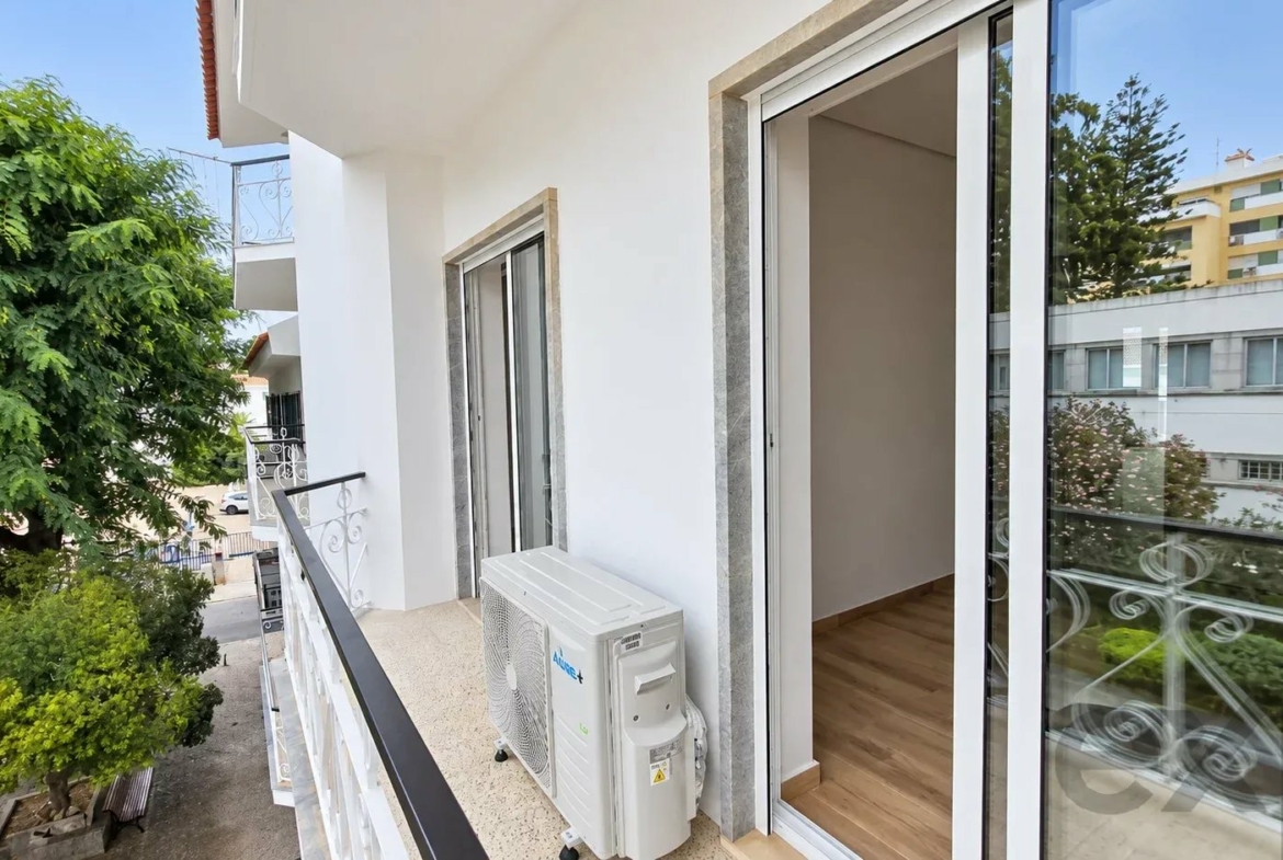 T2 renovated with suite and air conditioning in the center of Tavira, photo 13
