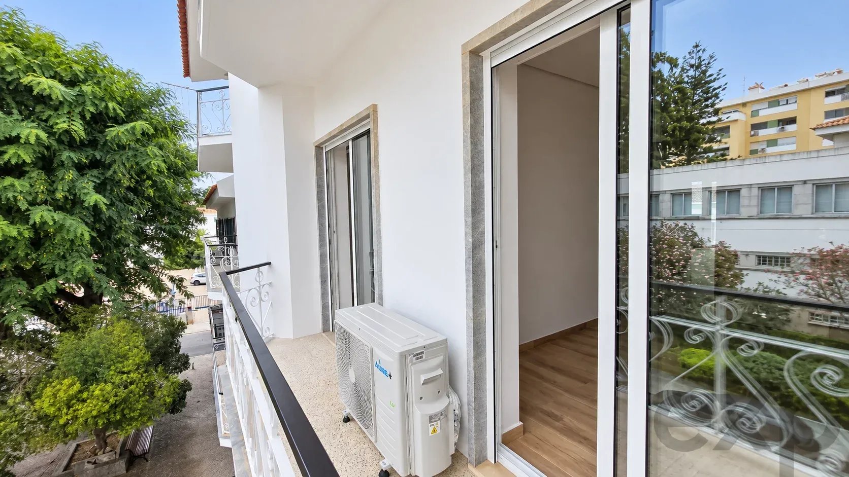 T2 renovated with suite and air conditioning in the center of Tavira