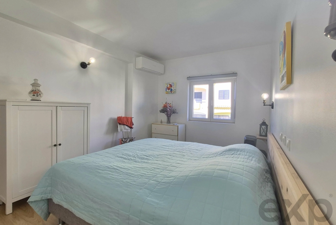 Fully renovated and furnished one-bedroom apartment in Alvor, photo 23