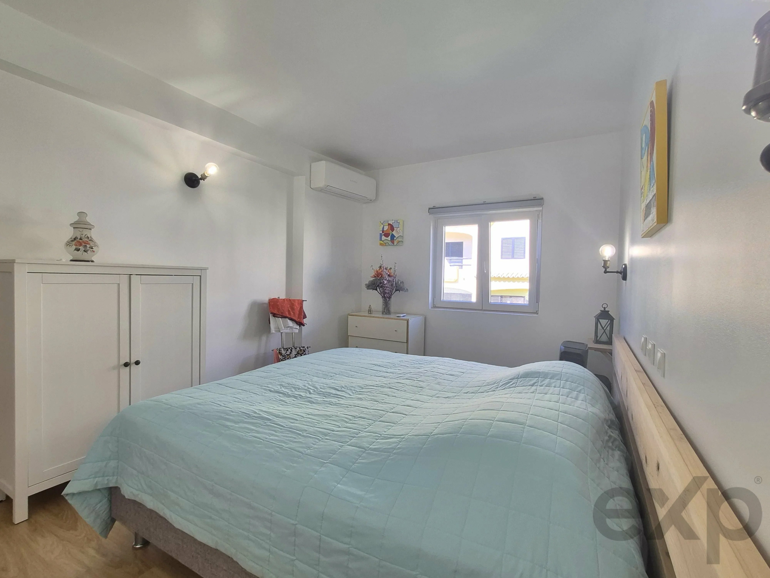 Fully renovated and furnished one-bedroom apartment in Alvor