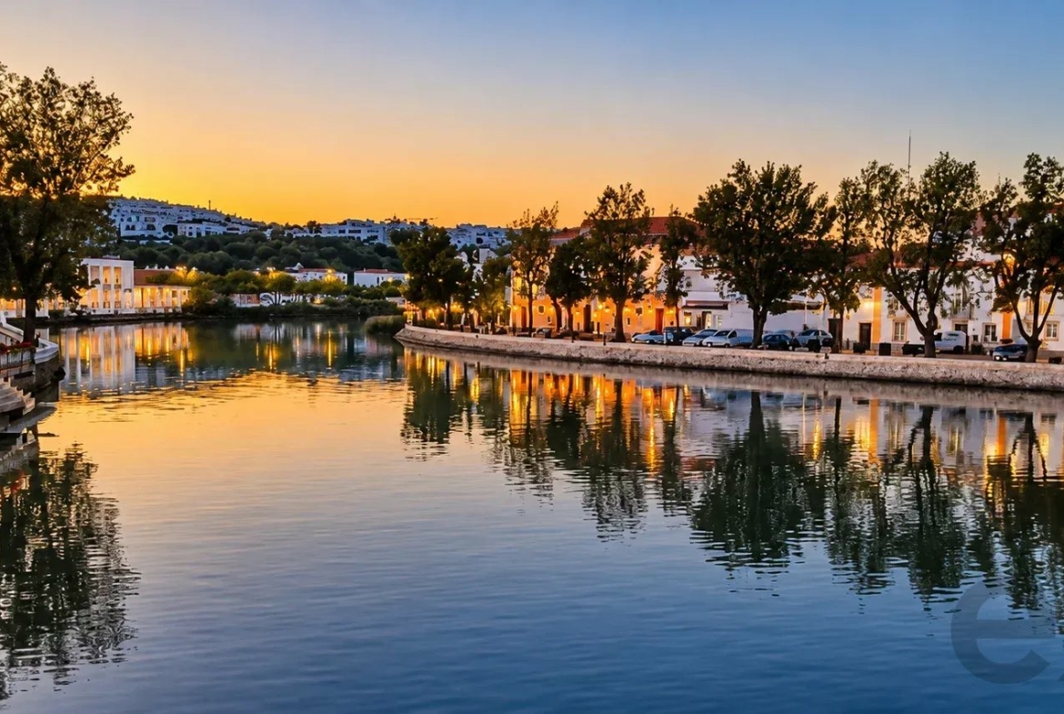T2 renovated with suite and air conditioning in the center of Tavira, photo 21